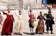 Festival d'Avignon : des metteurs en scène exhortent Macron à annuler les coupes budgétaires