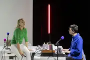 Festival d'Avignon jour 12 : hommages doux à Valère Novarina et Valérie Dréville