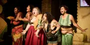 Festival d'Avignon : Rebecca Chaillon plonge dans le capharnaüm artistique avec « La Parabole du seum »