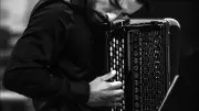 Festival Radio France : Angel Villart fait résonner l'accordéon à Saint-Jean-de-Védas