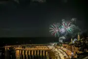 Feu d'artifice de Menton: hommage aux victimes de l'attentat de Nice