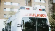 Feurs : un octogénaire se donne la mort en pleine rue, les secours impuissants