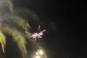 Feux d'artifice sauvages sur la Promenade des Anglais après les commémorations du 14-Juillet