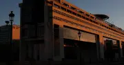 Finances publiques : quatre économistes alertent sur la dérive des dépenses d'ici 2030