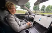 France refuse d'autoriser le FSD Supervisé de Tesla pour l'instant