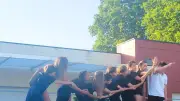 Fête de l'école réussie à Nébian : spectacle et émotions