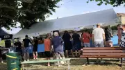 Fête sous les platanes à Branoux-les-Taillades : ventre-glisse et bal neige party