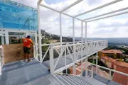 Grasse : une passerelle de 32 mètres reliera le parking au centre-ville