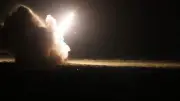 Guerre Iran: fin des frappes US, 16 soldats tués, riposte iranienne au Koweït