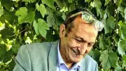 Henri Gas dédicace son roman 