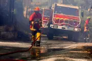 Incendie dans le Var : 2 700 hectares brûlés, le feu contenu mais pas fixé