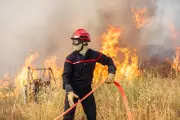 Incendie dans le Var : 600 pompiers mobilisés près de Brignoles, 500 hectares brûlés