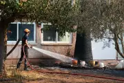 Incendie dans le Var : que signifie « feu fixé » et combien de temps ça couve ?