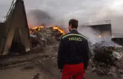 Incendie dévastateur chez Vasky : 70 000 paires de chaussures détruites
