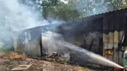 Incendie dévastateur près d'Alès : un garage automobile entièrement détruit