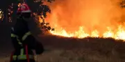 Incendie en Gironde : 3 000 hectares brûlés, habitations menacées