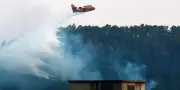 Incendies dans le Var : l'attente anxieuse des évacués avant de constater les dégâts