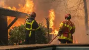 Incendies : les pompiers en première ligne face à des feux incontrôlables en Gironde et en Espagne