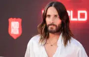 Jared Leto dément les accusations d'abus sexuels de dix femmes dans un documentaire BBC