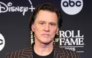 Jim Carrey rend hommage à Chuck Russell, réalisateur de The Mask
