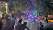 La Guinguette mobile fait danser Sauveterre avec une soirée années 80-90