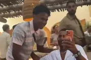 Lamine Yamal fête son titre mondial à Saint-Tropez, photos et vidéos