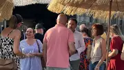 Laure Brunel ouvre un mas ostréicole à Loupian, dans l'étang de Thau