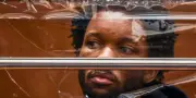 Le chanteur américain d4vd renvoyé en procès pour le meurtre d'une adolescente