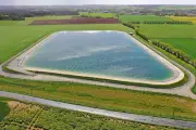L'eau stockée à grands frais n'arrose pas nos assiettes