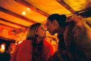 « Les Matins merveilleux » : une comédie lumineuse avec India Hair et Eric Cantona