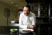 Les secrets de Jean-François Piège pour des brochettes de chef