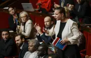 LFI saisit le Conseil constitutionnel contre l'interdiction des réseaux sociaux aux moins de 15 ans