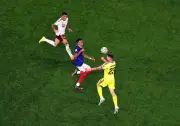 Élimination des Bleus : l'abcès de confiance crevé