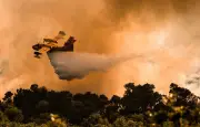 L'UE renforce sa lutte contre les incendies en Gironde avec 2 avions supplémentaires