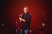 Manu Payet ouvre le Festival de Ramatuelle avec son dernier spectacle en France
