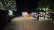 Marché nocturne à Poulx : un succès confirmé avec ambiance Coupe du Monde