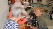 Médiation animale à l'Ehpad Frescatis : des animaux pour apaiser les résidents