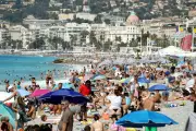 Méditerranée à 27°C : comment la mer chaude accentue les nuits tropicales sur la Côte d'Azur