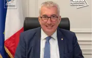 Menacé par la DZ Mafia, le maire d'Alès réapparaît en terrasse