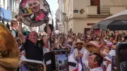 Mini Saint-Louis en hommage à Boule le 13 juillet dans le canal royal
