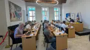 Mobilier urbain, réseaux et publicité : le conseil municipal de Beaucaire se prononce