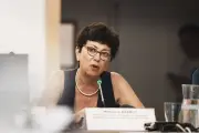 Monique Barbut : la discrète ministre de l'écologie au bord de la démission