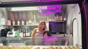 Nanthilde Nicolas, alias Madame Cookie, au marché nocturne de Sanilhac-Sagriès