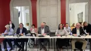 Nîmes : le maire Vincent Bouget muscle son conseil municipal