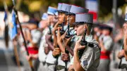 Nîmes : les pompiers ovationnés lors du défilé du 14-Juillet