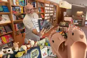 Nouvelle librairie de plage à Grimaud près de Saint-Tropez