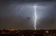 Orages et chaleur : Météo-France prévoit un week-end agité avant le retour des fortes chaleurs