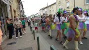 Pégoulade à Remoulins : un défilé carnavalesque haut en couleur