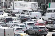 Pic de 940 km de bouchons sous canicule pour les départs en vacances