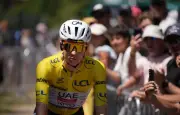 Pogacar s'impose à l'Alpe d'Huez lors de la 19e étape du Tour 2026